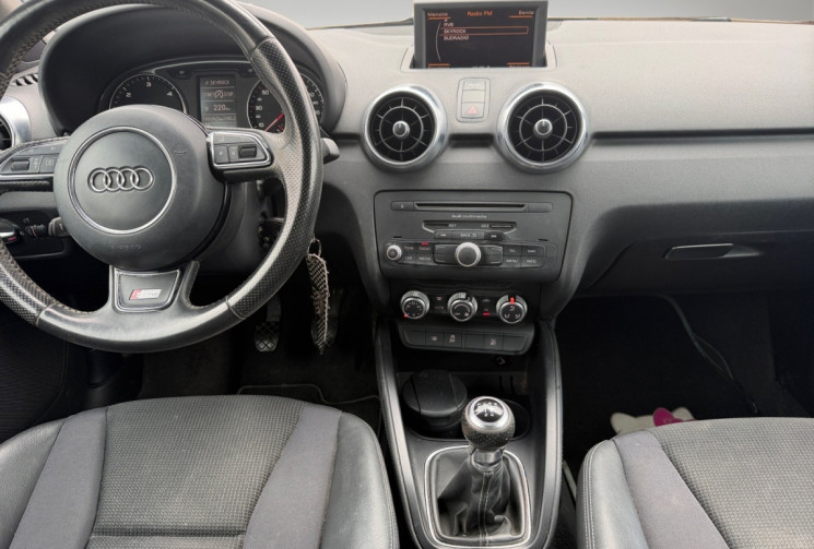 Audi A1 1.6 TDI 105 CV S LINE