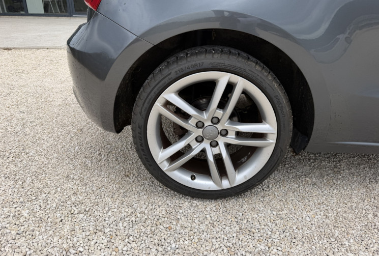 Audi A1 1.6 TDI 105 CV S LINE