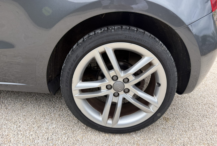 Audi A1 1.6 TDI 105 CV S LINE