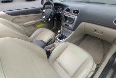 Ford Focus II Coupé  Phase 2 2.0 TCDCi TITANIUM 136 