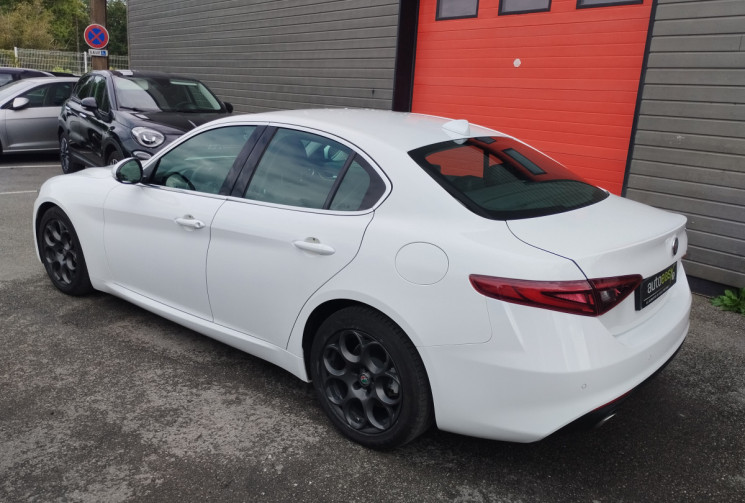 Alfa Romeo Giulia 2.2 D 160 Exécutive AT8 / Entretien Alfa