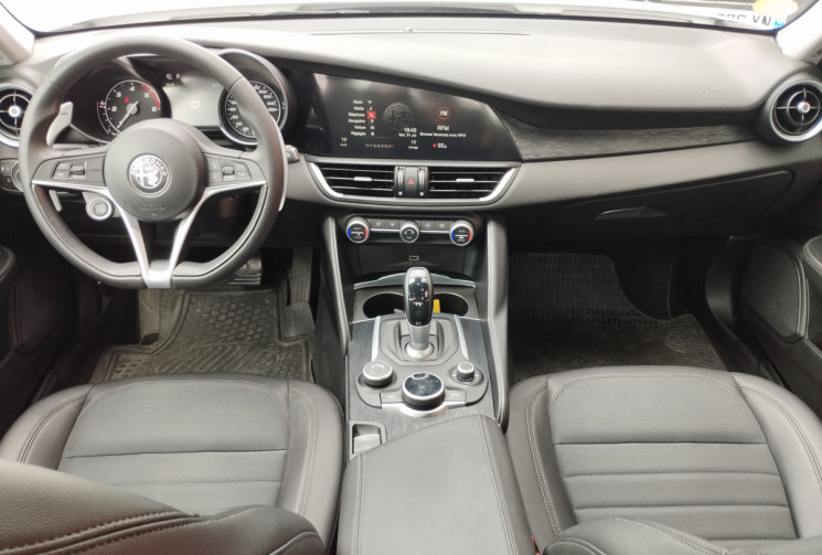 Alfa Romeo Giulia 2.2 D 160 Exécutive AT8 / Entretien Alfa