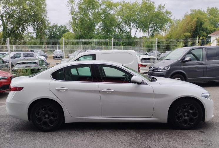Alfa Romeo Giulia 2.2 D 160 Exécutive AT8 / Entretien Alfa