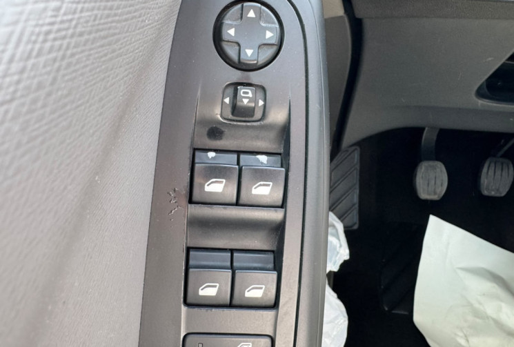 Citroën C4 PICASSO II 1.6 BlueHDi FAP S&S 100 CV FEEL