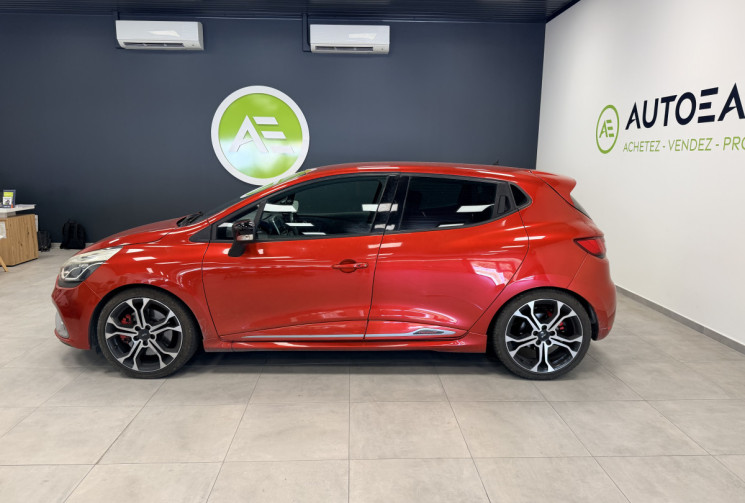 Renault Clio 1.6 Turbo TCe 220 R.S. Trophy/ Suivi d'entretien Renault