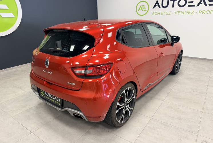Renault Clio 1.6 Turbo TCe 220 R.S. Trophy/ Suivi d'entretien Renault