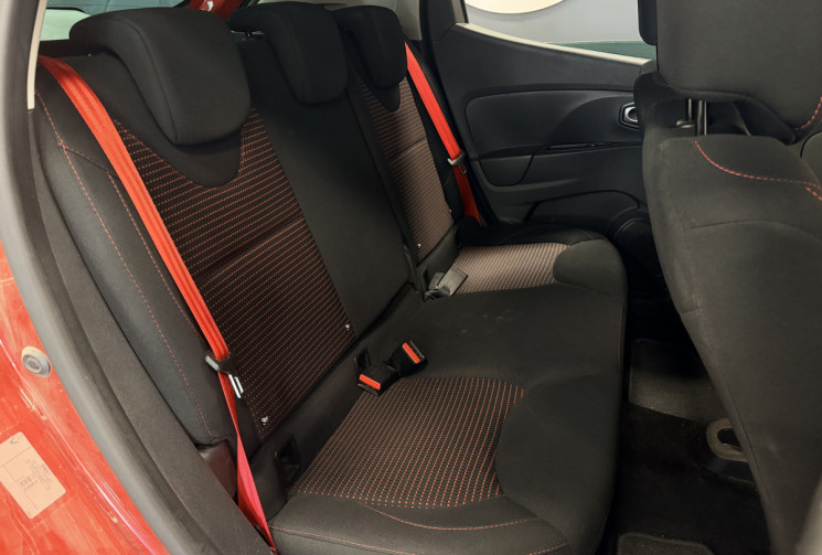 Renault Clio 1.6 Turbo TCe 220 R.S. Trophy/ Suivi d'entretien Renault