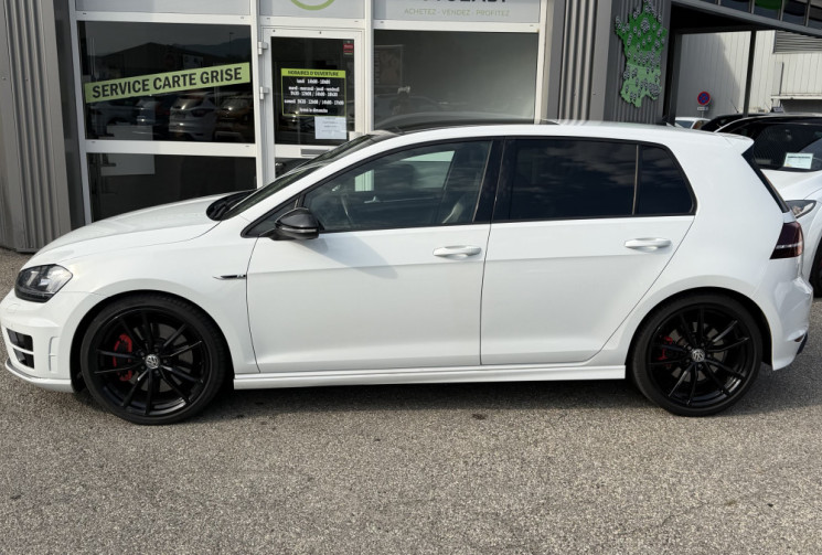 Volkswagen Golf VII R 2.0 TFSi 300 DSG6 4Motion 