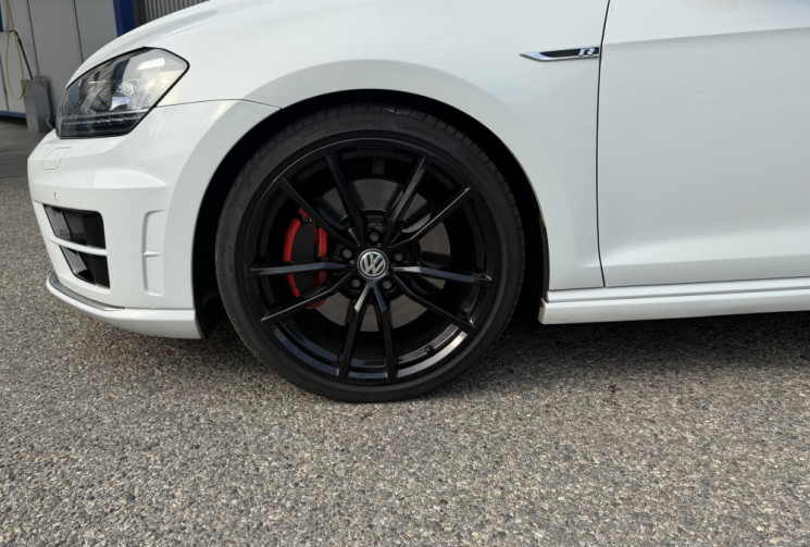 Volkswagen Golf VII R 2.0 TFSi 300 DSG6 4Motion 