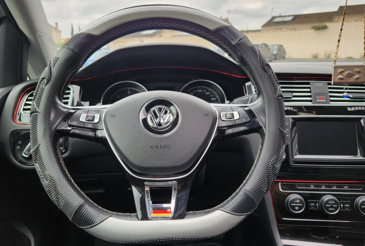 Volkswagen Golf VII 1.6 TDI 105 / BON ETAT / GARANTIE 12 MOIS