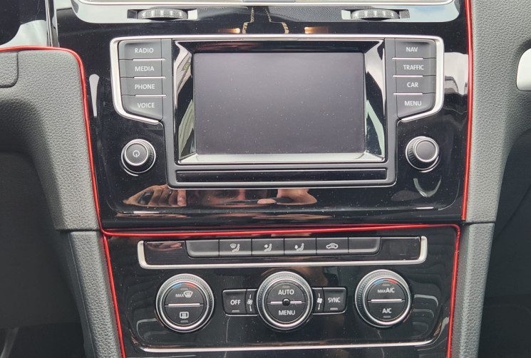 Volkswagen Golf VII 1.6 TDI 105 / BON ETAT / GARANTIE 12 MOIS