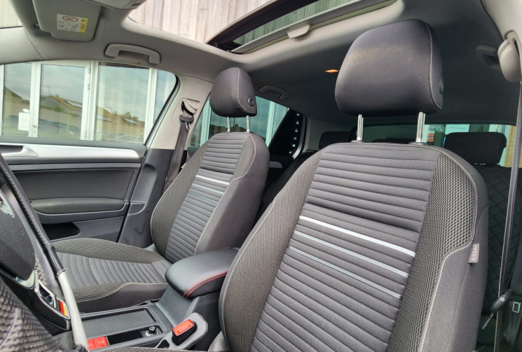 Volkswagen Golf VII 1.6 TDI 105 / BON ETAT / GARANTIE 12 MOIS