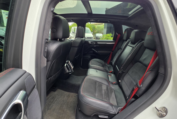 Porsche Cayenne GTS 4.8 V8 PACK GTS / Historique et entretien suivi 