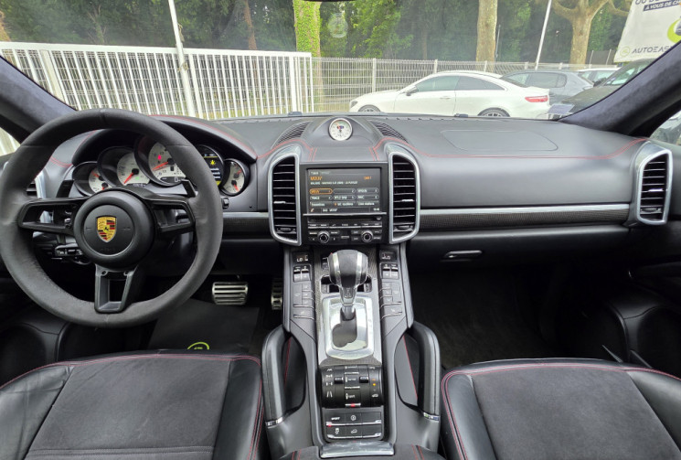 Porsche Cayenne GTS 4.8 V8 PACK GTS / Historique et entretien suivi 