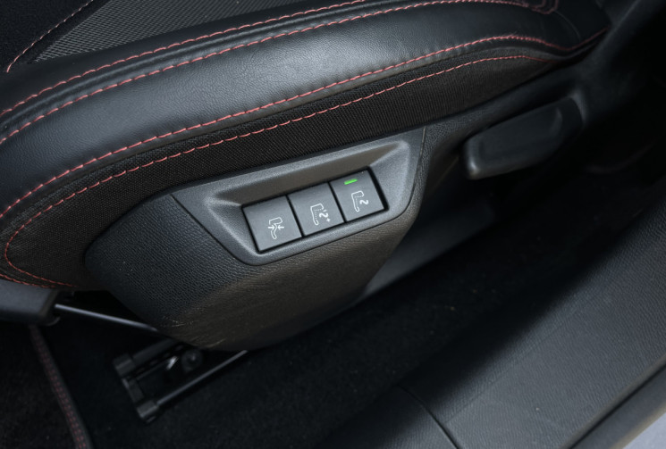 Peugeot 308 1.6 THP 270ch GTi / Entretien à jour 