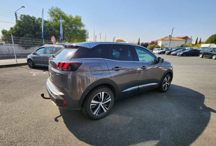 Peugeot 3008  1.6 EAT6 S&S 120 /  GT LINE / BOITE AUTO / GARANTIE 12 MOIS / ENTRETIEN SUIVI