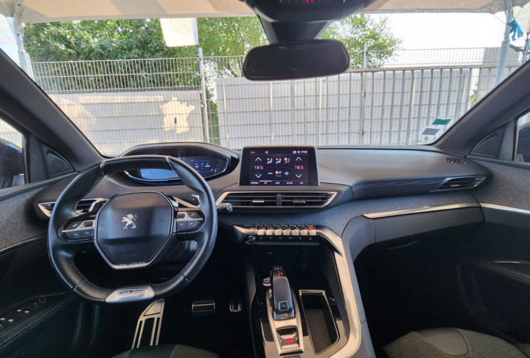 Peugeot 3008  1.6 EAT6 S&S 120 /  GT LINE / BOITE AUTO / GARANTIE 12 MOIS / ENTRETIEN SUIVI