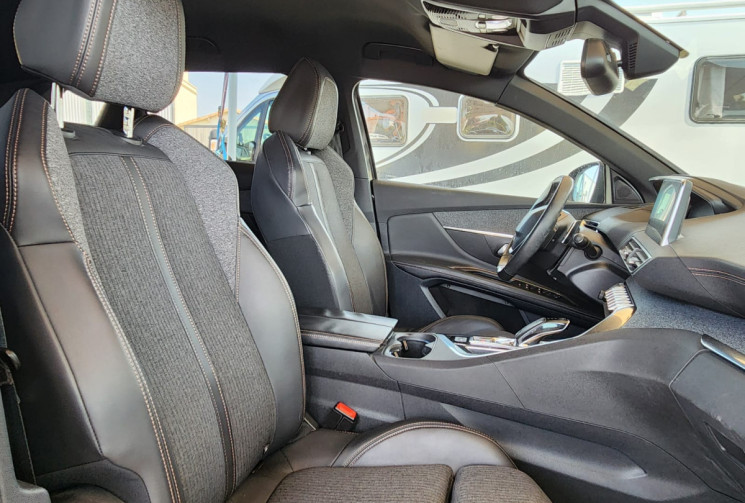 Peugeot 3008  1.6 EAT6 S&S 120 /  GT LINE / BOITE AUTO / GARANTIE 12 MOIS / ENTRETIEN SUIVI
