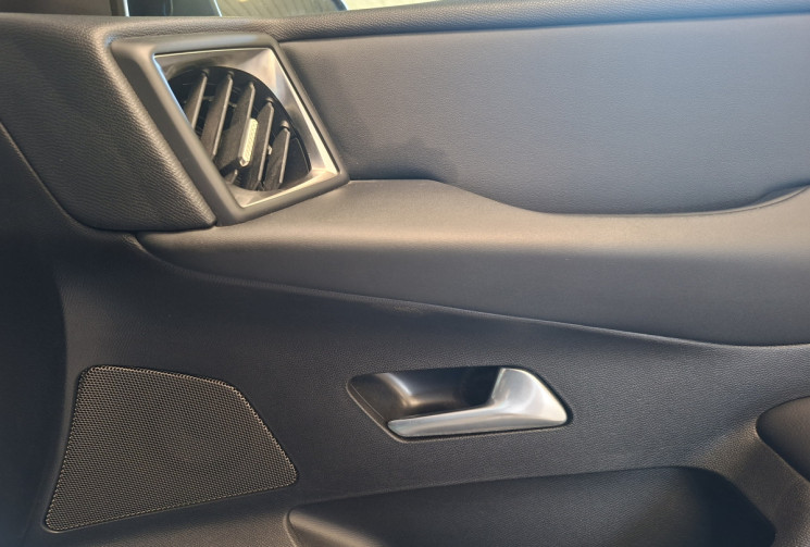DS DS 3 Crossback  1.5 130 HDI EAT8 CONNECTED CHIC/ TETE HAUTE/DS LED MATRIX VISION