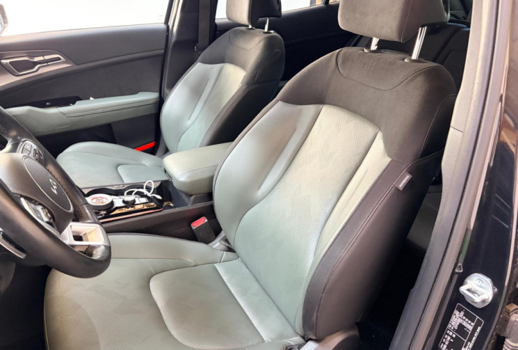 Kia Sportage 230cv hybride   TOIT OUVRANT EDITION 30 Years