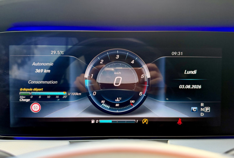 Mercedes CLASSE E Coupe 220 D 194 AMG Sportline 9G-Tronic / Premium + / Burmester / T.O / Tete haute