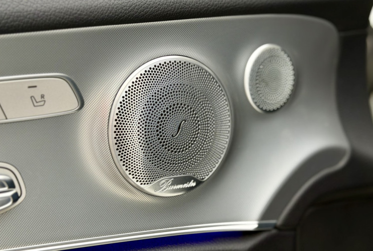 Mercedes CLASSE E Coupe 220 D 194 Sportline 9G-Tronic / Prenium + / Burmester / Toit ouvrant / Cuir