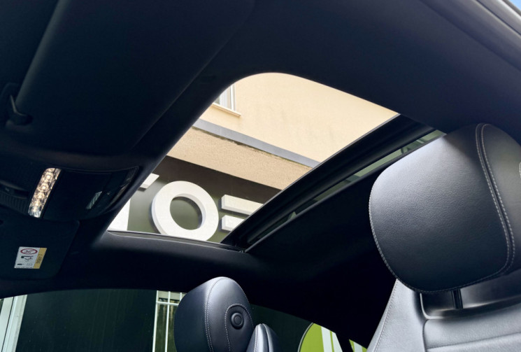 Mercedes CLASSE E Coupe 220 D 194 Sportline 9G-Tronic / Prenium + / Burmester / Toit ouvrant / Cuir