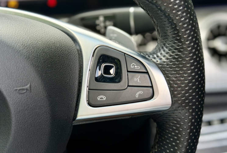 Mercedes CLASSE E Coupe 220 D 194 Sportline 9G-Tronic / Prenium + / Burmester / Toit ouvrant / Cuir