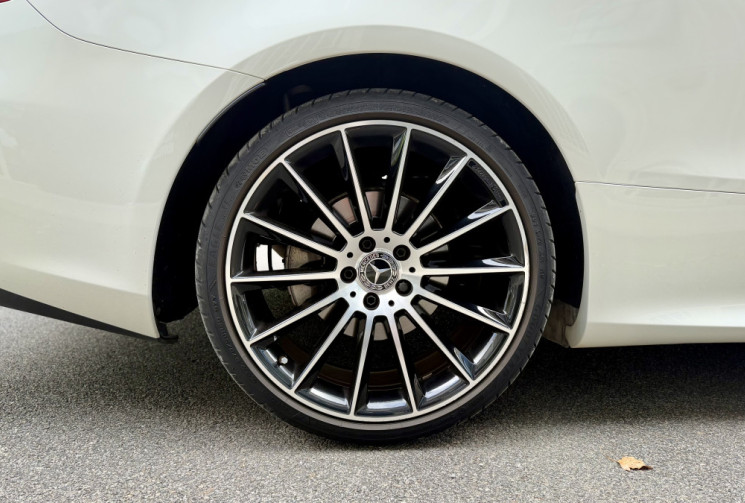 Mercedes CLASSE E Coupe 220 D 194 Sportline 9G-Tronic / Prenium + / Burmester / Toit ouvrant / Cuir