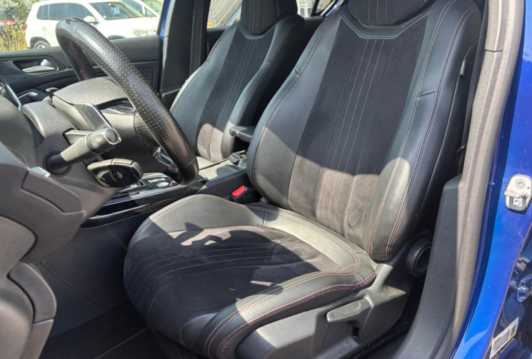 Peugeot 308 1.2 Gt Line EAT6 / Suivi COMPLET PEUGEOT / DISTRIBUTION FAITE / GARANTIE 12 MOIS
