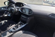 Peugeot 308 1.2 Gt Line EAT6 / Suivi COMPLET PEUGEOT / DISTRIBUTION FAITE / GARANTIE 12 MOIS