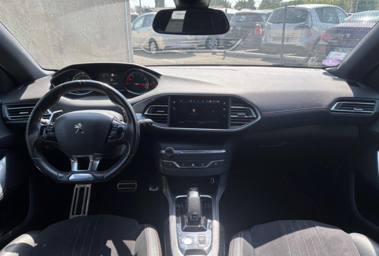 Peugeot 308 1.2 130 cv Gt Line EAT6 / Suivi COMPLET PEUGEOT / DISTRIBUTION FAITE / GARANTIE 12 MOIS 