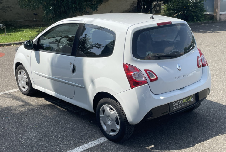 Renault Twingo 1.2 LEV 16v 75 ch Dynamique eco² 