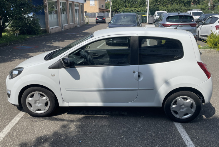 Renault Twingo 1.2 LEV 16v 75 ch Dynamique eco² 