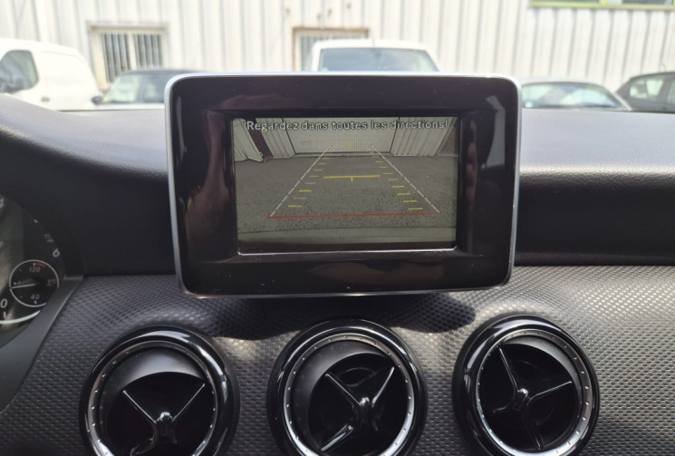 Mercedes Classe A 180 CDi 1.5 CDI 7G-DCT 109 CV * DISTRIBUTION FAITE * IDEAL JEUNE PERMIS * CAMERA