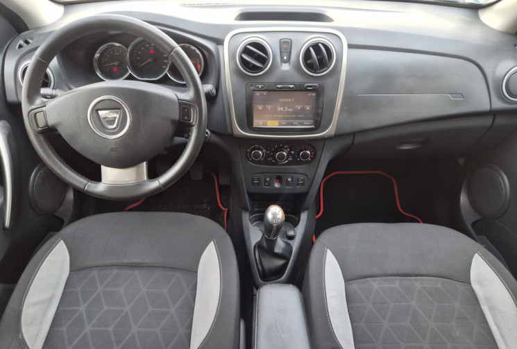 Dacia Sandero II STEPWAY 1.5 DCI * 90 cv * FAIBLE CONSOMATION * DISTRIBUTION FAITE