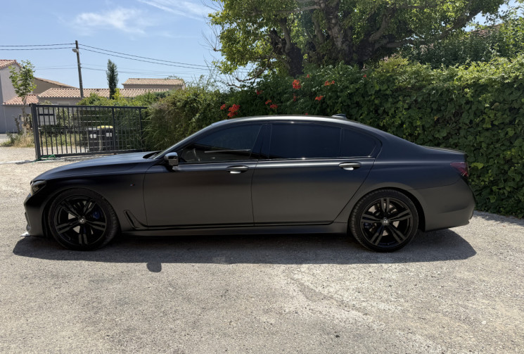 BMW SERIE 7 730dA xDrive 265ch M Sport Edition Black Fire / BMW Individual