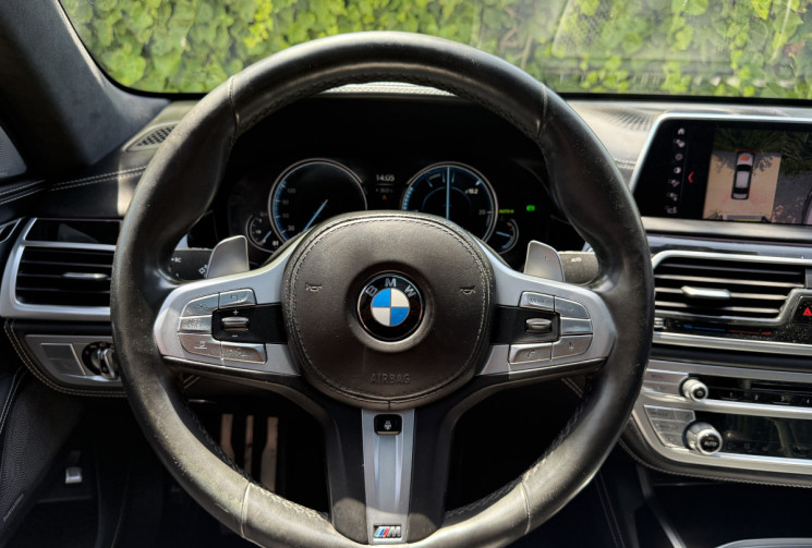 BMW SERIE 7 730dA xDrive 265ch M Sport Edition Black Fire / BMW Individual