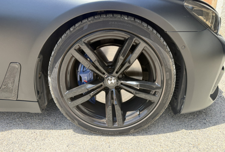 BMW SERIE 7 730dA xDrive 265ch M Sport Edition Black Fire / BMW Individual