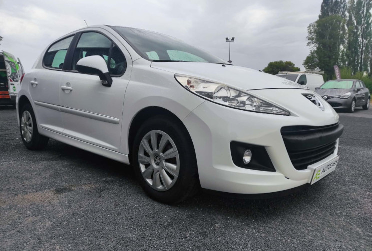 Peugeot 207 207+ 1.4 75 CH CLIM REGULATEUR