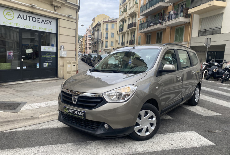 Dacia Lodgy 1.2 TCe 115 CH Laureate 23600 KMS 1ere Main