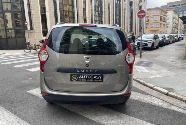 Dacia Lodgy 1.2 TCe 115 CH Laureate 23600 KMS 1ere Main