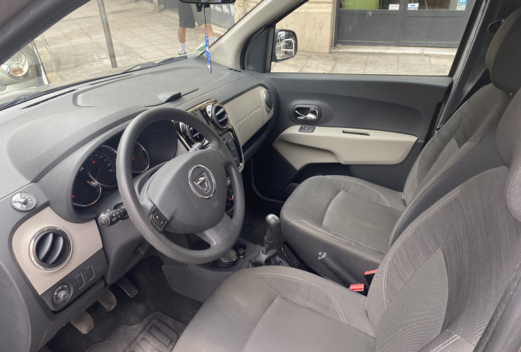 Dacia Lodgy 1.2 TCe 115 CH Laureate 23600 KMS 1ere Main