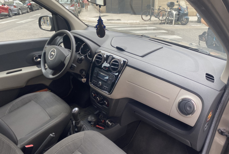 Dacia Lodgy 1.2 TCe 115 CH Laureate 23600 KMS 1ere Main