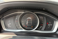 Volvo XC60  D3 2.0 TDi FWD 150 /MOMENTUM BUSINESS  / BON ETAT / GARANTIE 12 MOIS 