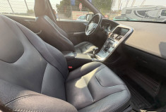 Volvo XC60  D3 2.0 TDi FWD 150 /MOMENTUM BUSINESS  / BON ETAT / GARANTIE 12 MOIS 