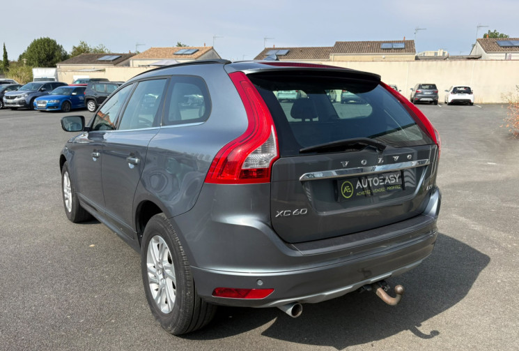 Volvo XC60  D3 2.0 TDi FWD 150 /MOMENTUM BUSINESS  / BON ETAT / GARANTIE 12 MOIS 