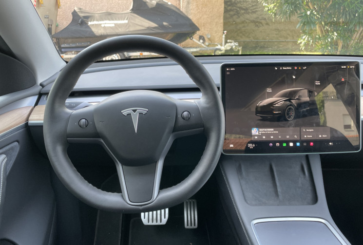 Tesla Model Y  Performance AWD / EAP / 534 ch 