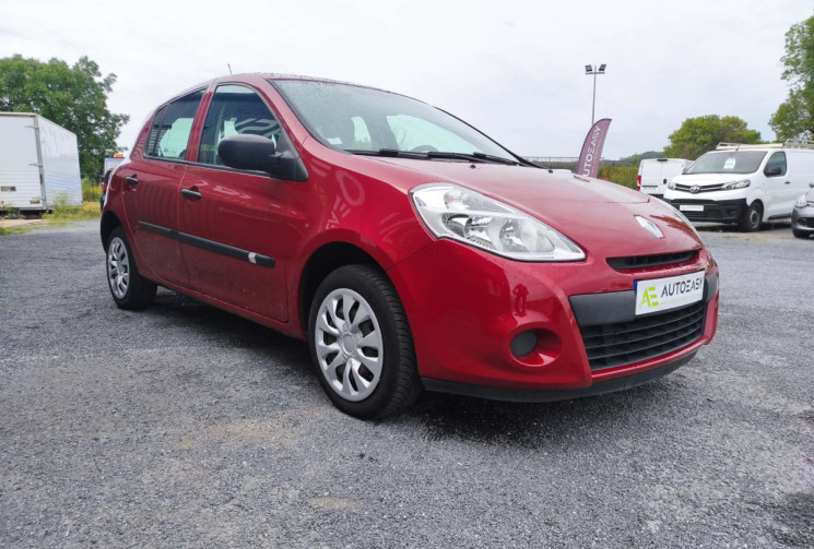Renault Clio III 1.2 16V 75 CH AUTHENTIQUE 80000 KMS