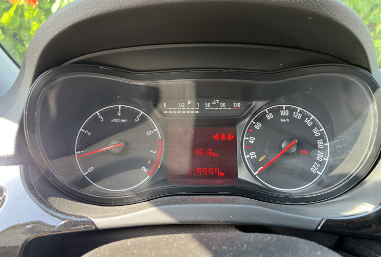 Opel Corsa  1.4  Edition 5p
